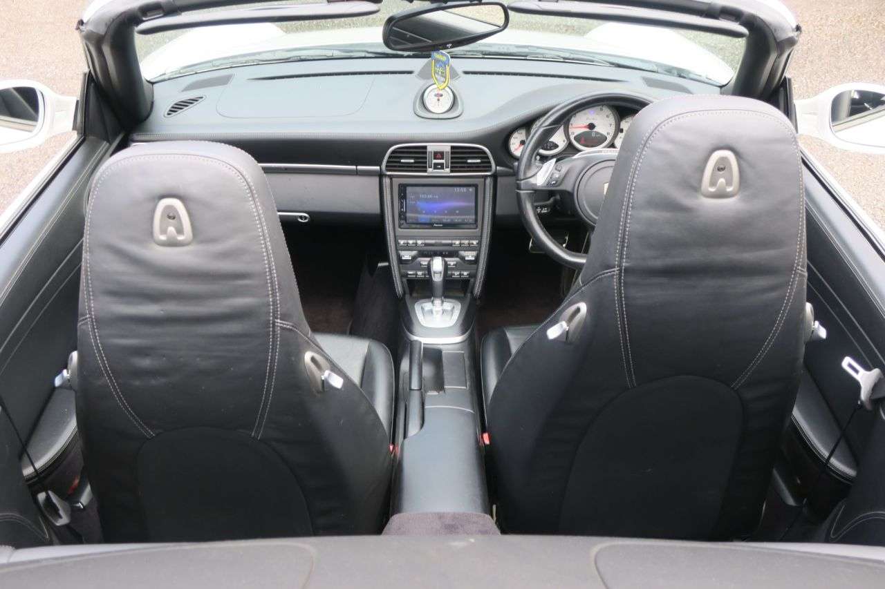2011 PORSCHE 911 2011 PORSCHE 911