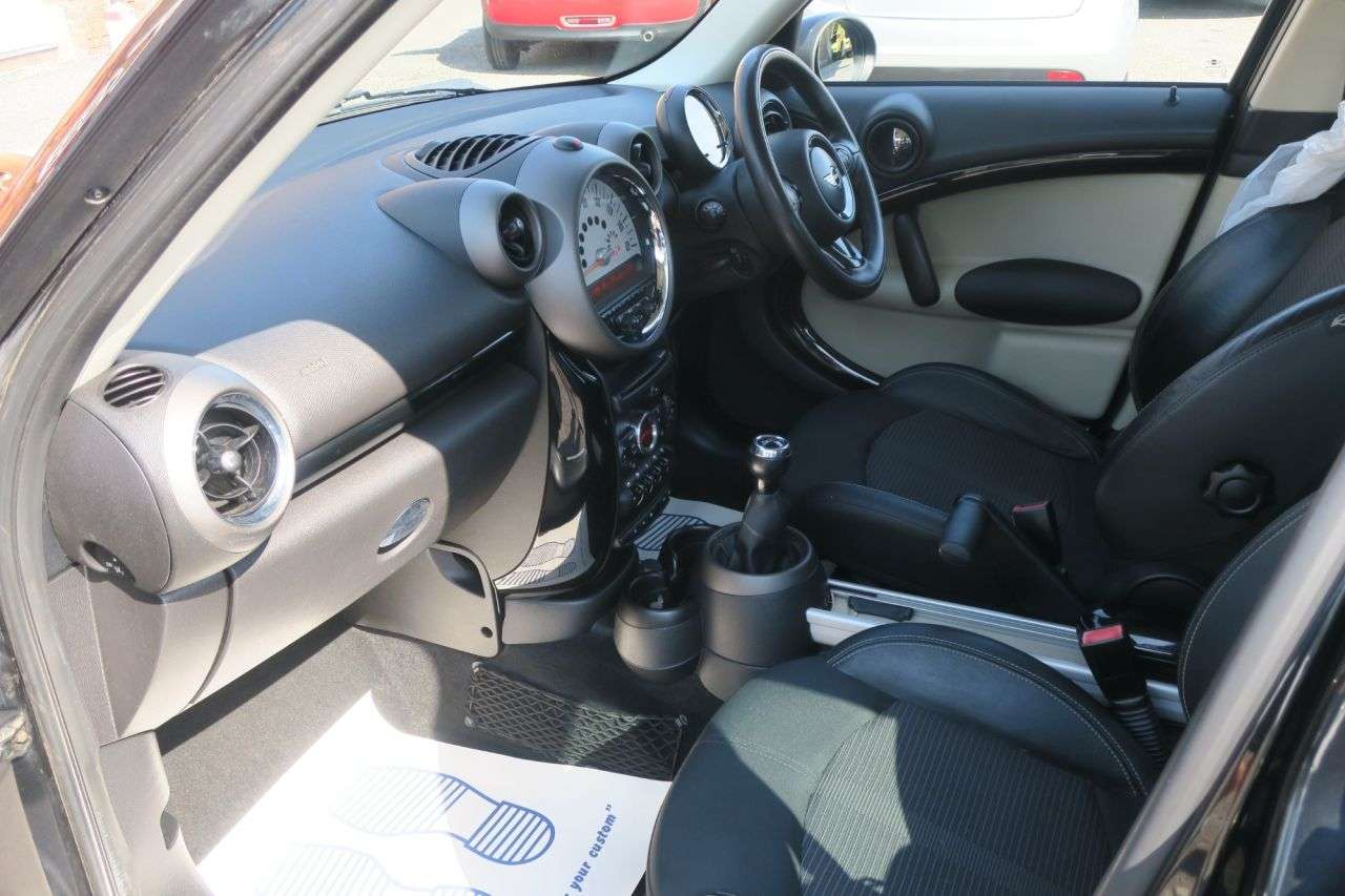 2012 MINI COUNTRYMAN 2012 MINI COUNTRYMAN