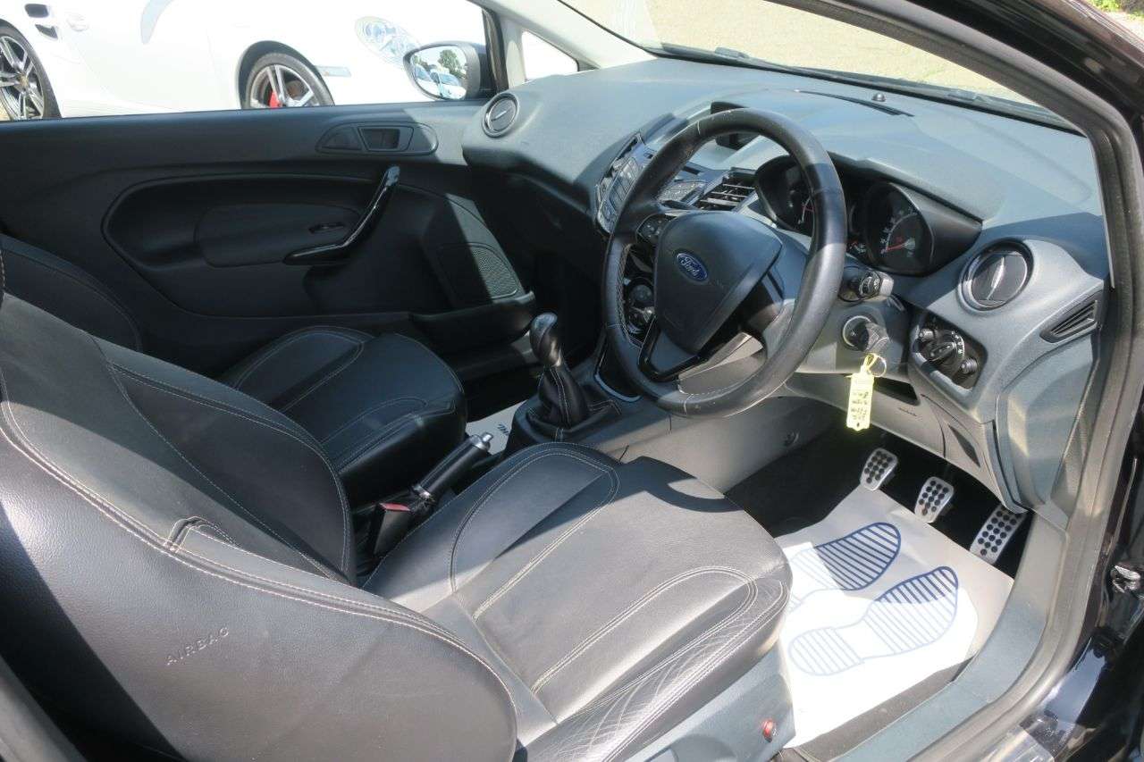 2012 FORD FIESTA 2012 FORD FIESTA
