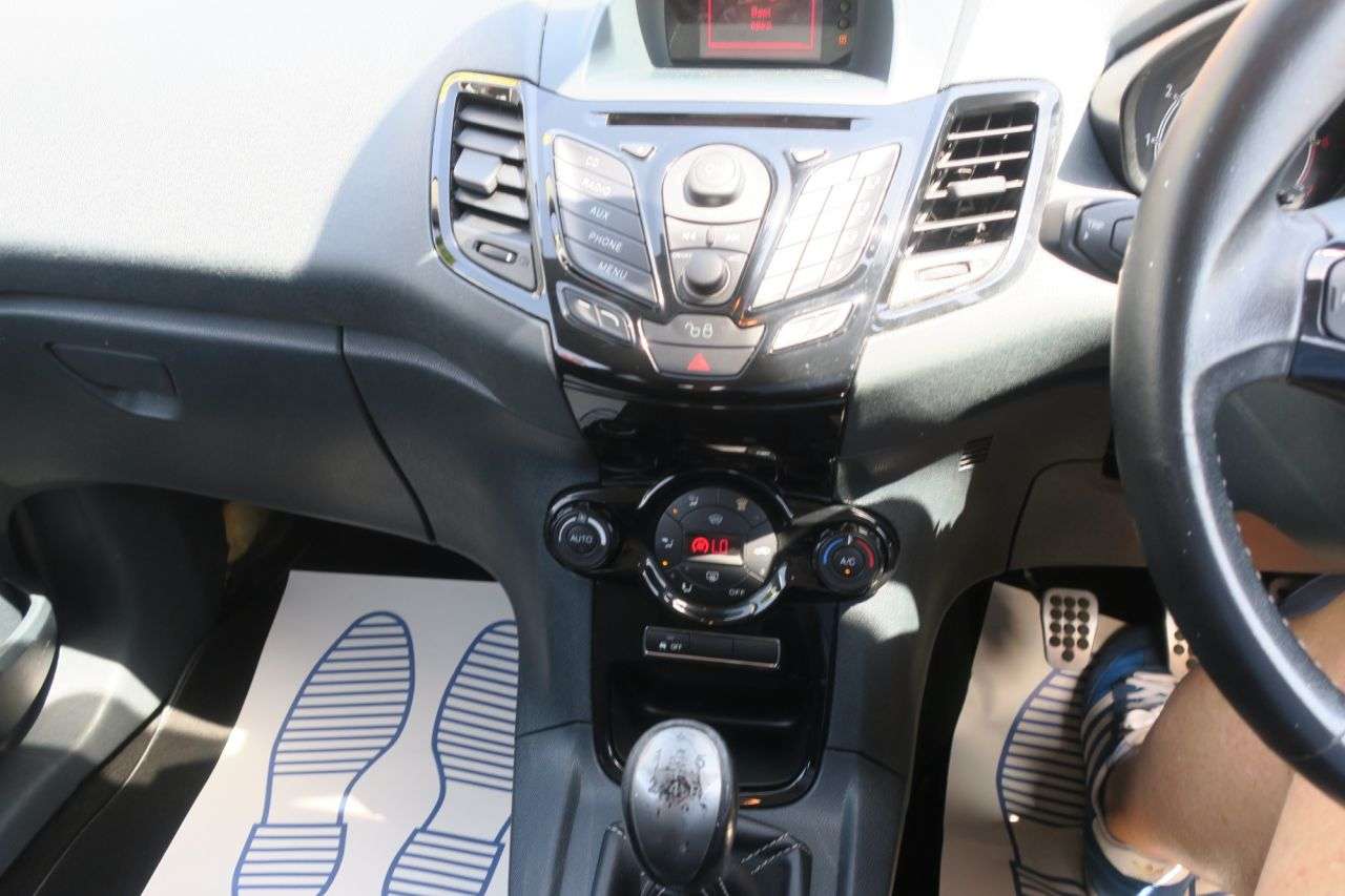 2012 FORD FIESTA 2012 FORD FIESTA