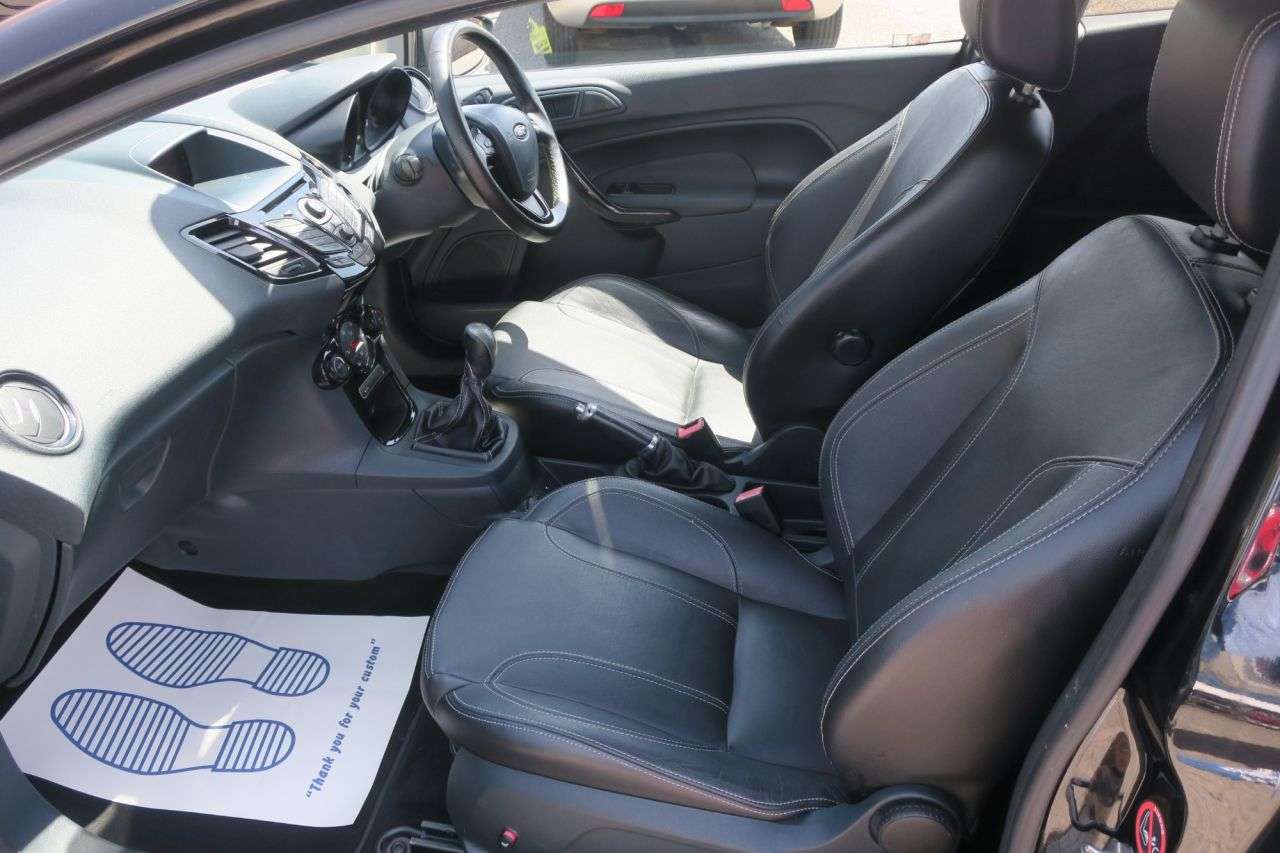 2012 FORD FIESTA 2012 FORD FIESTA