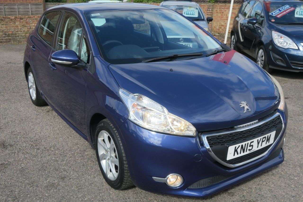 A 2015 PEUGEOT 208 1.2 VTi PureTech Active Hatchback 5dr Petrol Manual Euro 6 (82 ps) A 2015 PEUGEOT 208 1.2 VTi PureTech Active Hatchback 5dr Petrol Manual Euro 6 (82 ps)