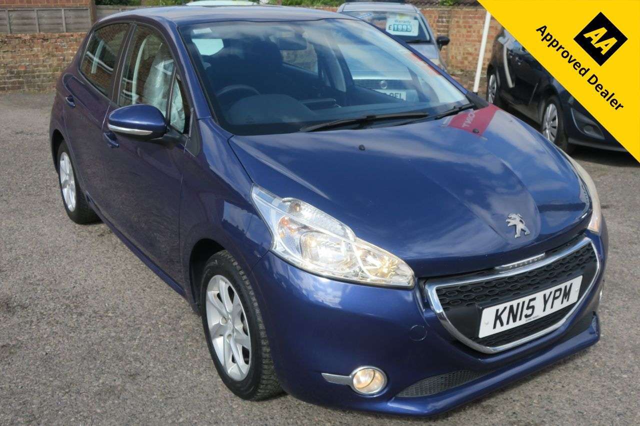 A 2015 PEUGEOT 208 1.2 VTi PureTech Active Hatchback 5dr Petrol Manual Euro 6 (82 ps) A 2015 PEUGEOT 208 1.2 VTi PureTech Active Hatchback 5dr Petrol Manual Euro 6 (82 ps)