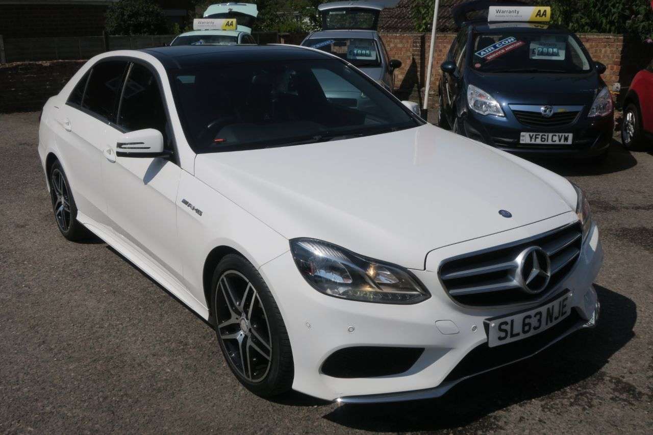 A 2013 MERCEDES-BENZ E CLASS 3.0 E350 V6 BlueTEC AMG Sport Saloon 4dr Diesel G-Tronic+ Euro 6 (s/s) (252 A 2013 MERCEDES-BENZ E CLASS 3.0 E350 V6 BlueTEC AMG Sport Saloon 4dr Diesel G-Tronic+ Euro 6 (s/s) (252
