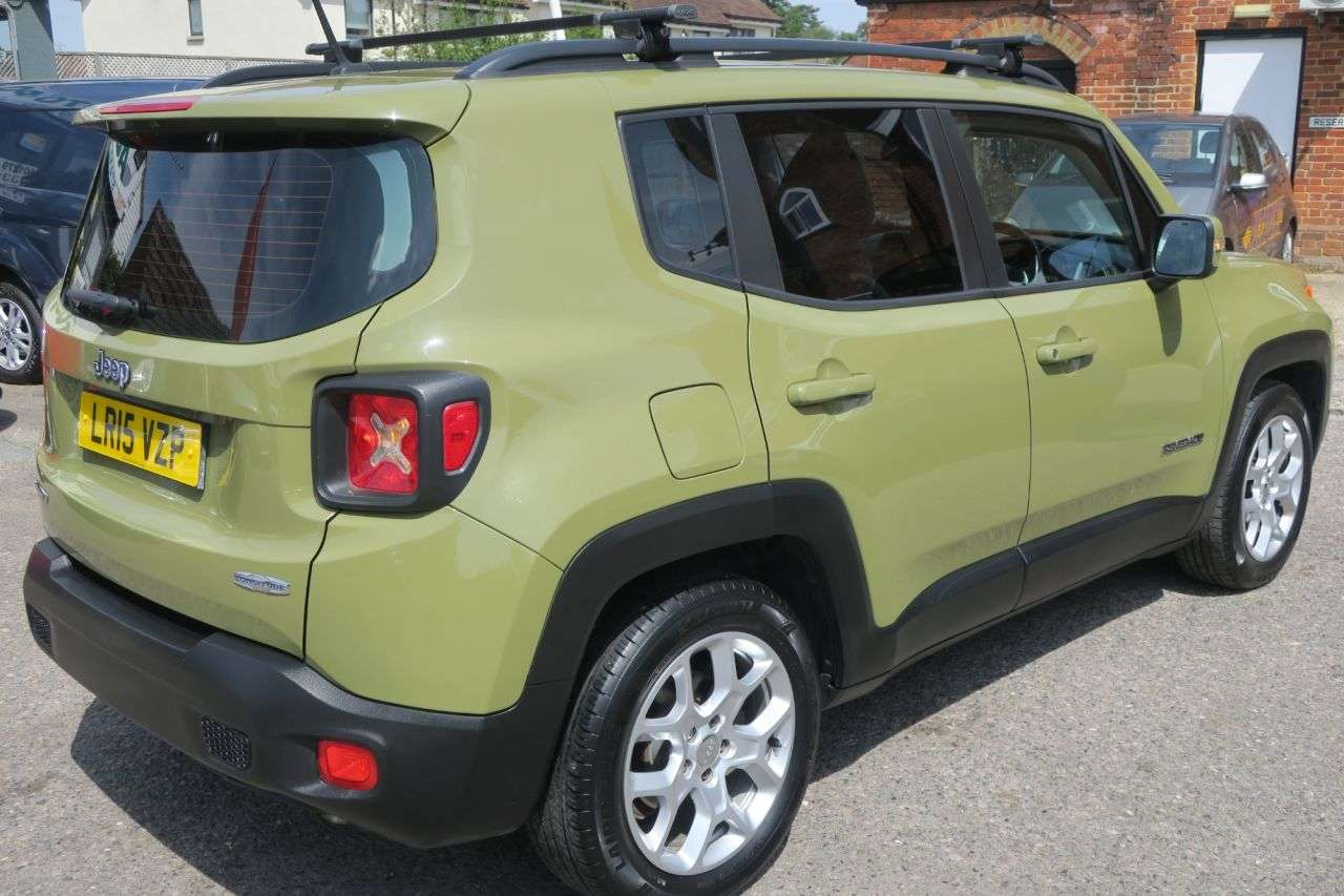 A 2015 JEEP RENEGADE 1.6 MultiJetII Longitude SUV 5dr Diesel Manual Euro 5 (s/s) (120 ps) 1 OWNE A 2015 JEEP RENEGADE 1.6 MultiJetII Longitude SUV 5dr Diesel Manual Euro 5 (s/s) (120 ps) 1 OWNE