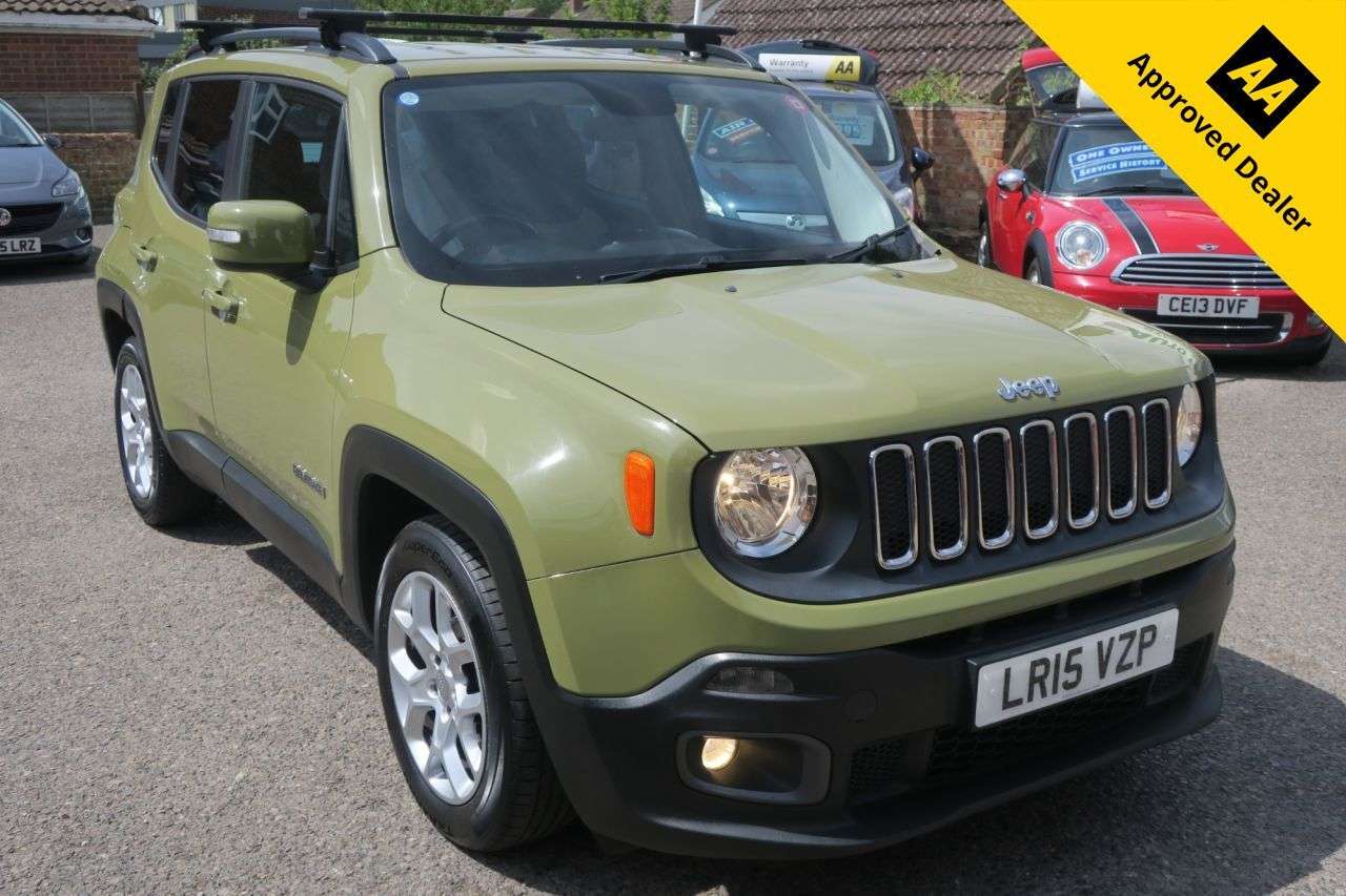 A 2015 JEEP RENEGADE 1.6 MultiJetII Longitude SUV 5dr Diesel Manual Euro 5 (s/s) (120 ps) 1 OWNE A 2015 JEEP RENEGADE 1.6 MultiJetII Longitude SUV 5dr Diesel Manual Euro 5 (s/s) (120 ps) 1 OWNE