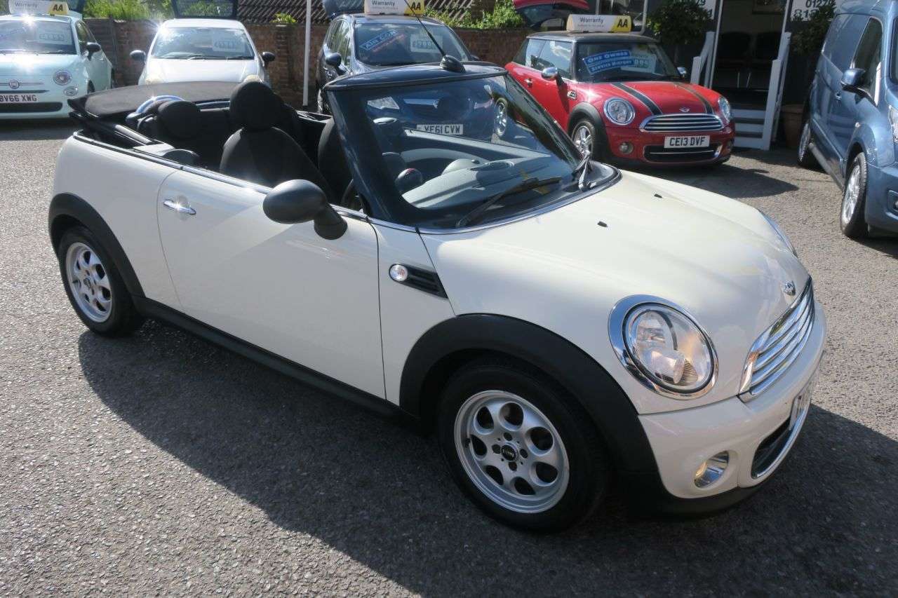 A 2013 MINI CONVERTIBLE 1.6 One Convertible 2dr Petrol Manual Euro 6 (98 ps) CONVERTIBLE A 2013 MINI CONVERTIBLE 1.6 One Convertible 2dr Petrol Manual Euro 6 (98 ps) CONVERTIBLE