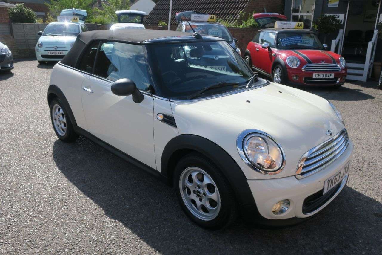 A 2013 MINI CONVERTIBLE 1.6 One Convertible 2dr Petrol Manual Euro 6 (98 ps) CONVERTIBLE A 2013 MINI CONVERTIBLE 1.6 One Convertible 2dr Petrol Manual Euro 6 (98 ps) CONVERTIBLE
