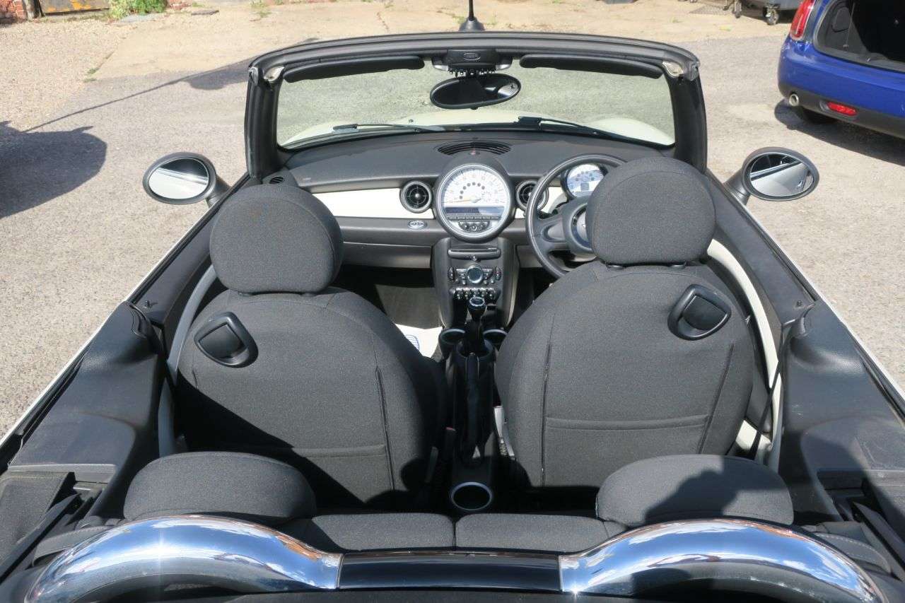 2013 MINI CONVERTIBLE 2013 MINI CONVERTIBLE