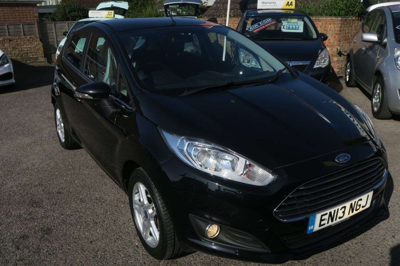 A 2013 FORD FIESTA 1.6 Zetec Hatchback 5dr Petrol Powershift Euro 5 (105 ps) AUTOMATIC,21K, ON A 2013 FORD FIESTA 1.6 Zetec Hatchback 5dr Petrol Powershift Euro 5 (105 ps) AUTOMATIC,21K, ON