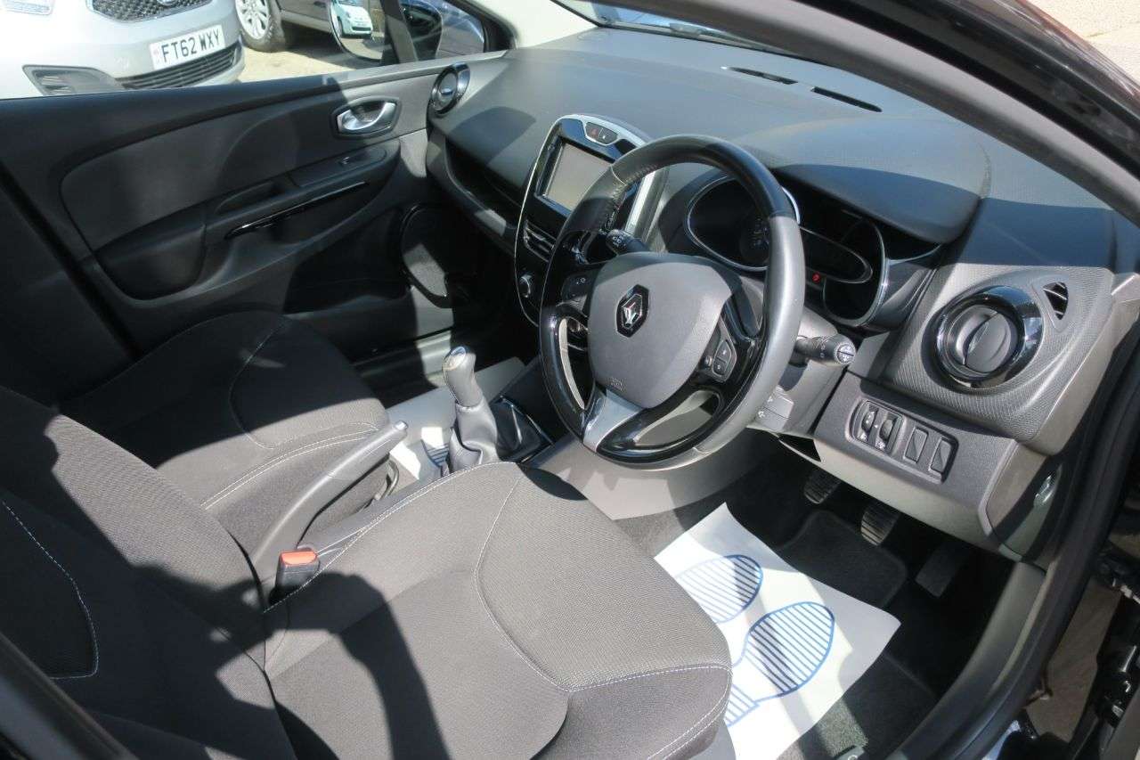 2015 RENAULT CLIO 2015 RENAULT CLIO
