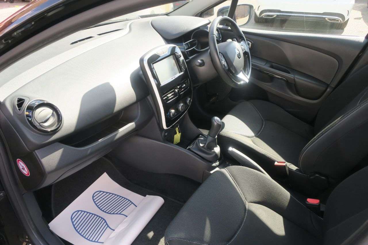 2015 RENAULT CLIO 2015 RENAULT CLIO