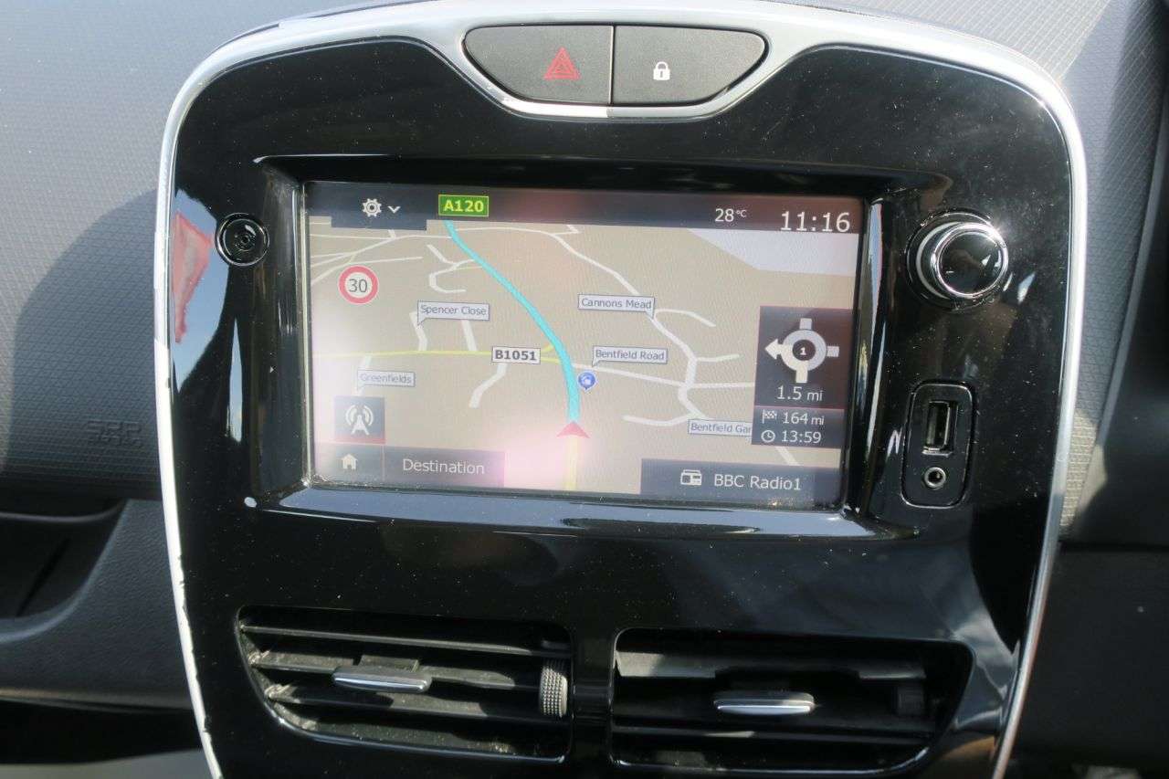 2015 RENAULT CLIO 2015 RENAULT CLIO
