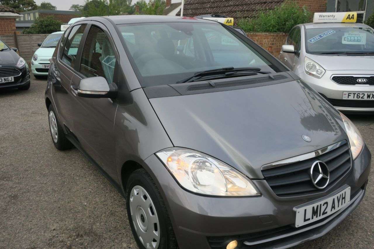 A 2012 MERCEDES-BENZ A CLASS 1.5 A160 Classic SE Hatchback 5dr Petrol CVT (157 g/km, 95 bhp) AUTOMATIC A 2012 MERCEDES-BENZ A CLASS 1.5 A160 Classic SE Hatchback 5dr Petrol CVT (157 g/km, 95 bhp) AUTOMATIC