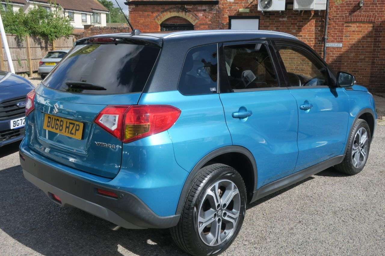 A 2018 SUZUKI VITARA 1.6 SZ5 SUV 5dr Petrol Manual Euro 6 (s/s) (120 ps) A 2018 SUZUKI VITARA 1.6 SZ5 SUV 5dr Petrol Manual Euro 6 (s/s) (120 ps)