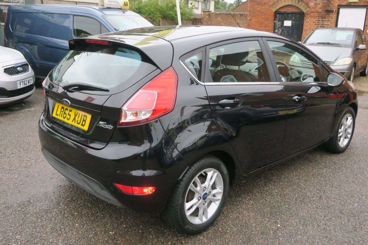 A 2015 FORD FIESTA 1.25 Zetec Hatchback 5dr Petrol Manual Euro 6 (82 ps) 1 OWNER, SERVICE HIST A 2015 FORD FIESTA 1.25 Zetec Hatchback 5dr Petrol Manual Euro 6 (82 ps) 1 OWNER, SERVICE HIST