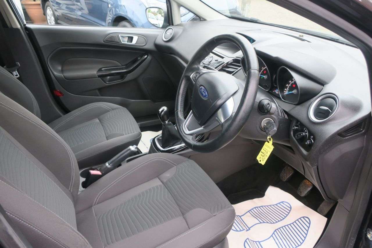 2015 FORD FIESTA 2015 FORD FIESTA