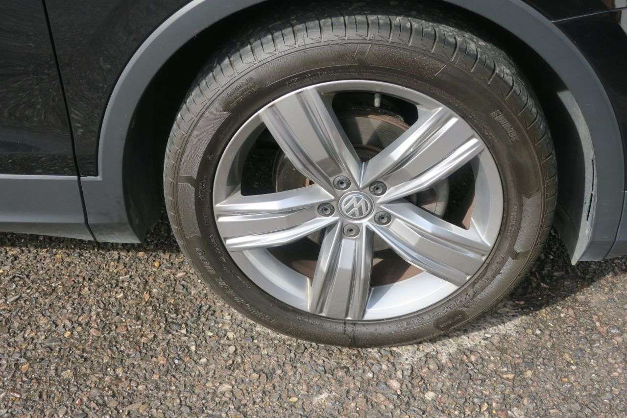 2019 VOLKSWAGEN TIGUAN 2019 VOLKSWAGEN TIGUAN