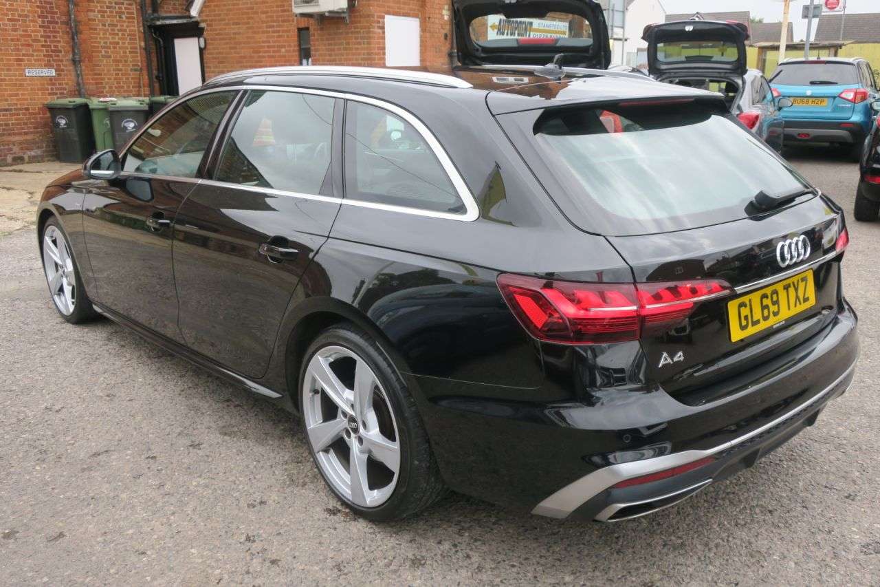 2019 AUDI A4 AVANT 2019 AUDI A4 AVANT