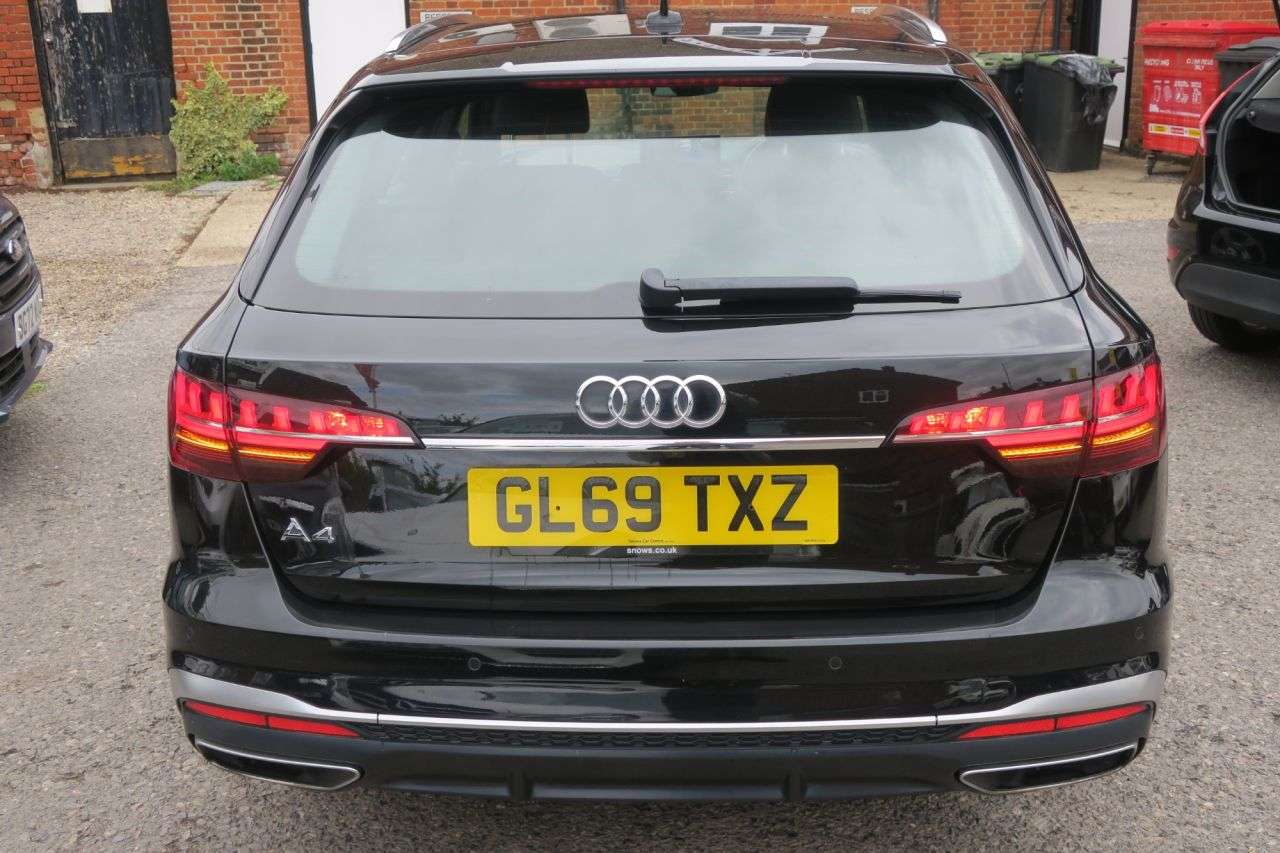 2019 AUDI A4 AVANT 2019 AUDI A4 AVANT