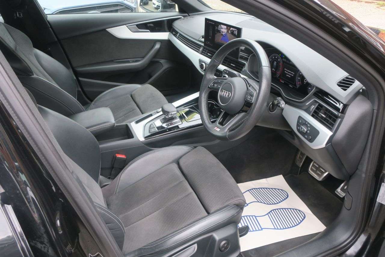 2019 AUDI A4 AVANT 2019 AUDI A4 AVANT
