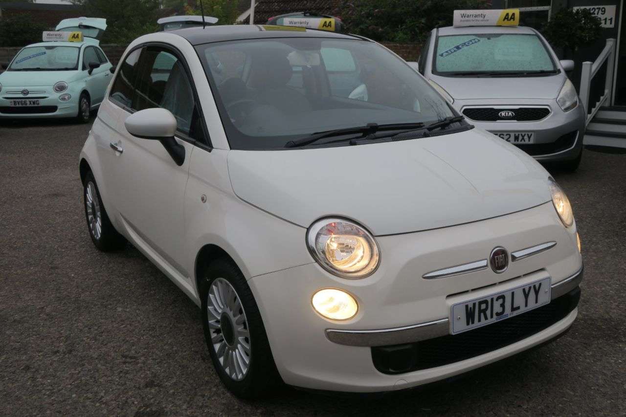 A 2013 FIAT 500 1.2 Lounge Hatchback 3dr Petrol Manual Euro 4 (69 bhp) 1 PREVIOUS OWNER, LO A 2013 FIAT 500 1.2 Lounge Hatchback 3dr Petrol Manual Euro 4 (69 bhp) 1 PREVIOUS OWNER, LO