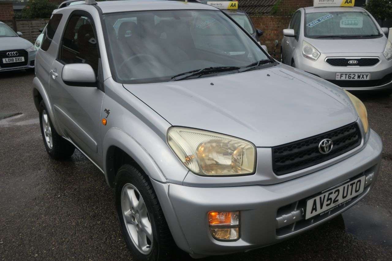 A 2002 TOYOTA RAV4 2.0 VVT-i NRG SUV 3dr Petrol Automatic 4WD (224 g/km, 147 bhp) AUTOMATIC, F A 2002 TOYOTA RAV4 2.0 VVT-i NRG SUV 3dr Petrol Automatic 4WD (224 g/km, 147 bhp) AUTOMATIC, F