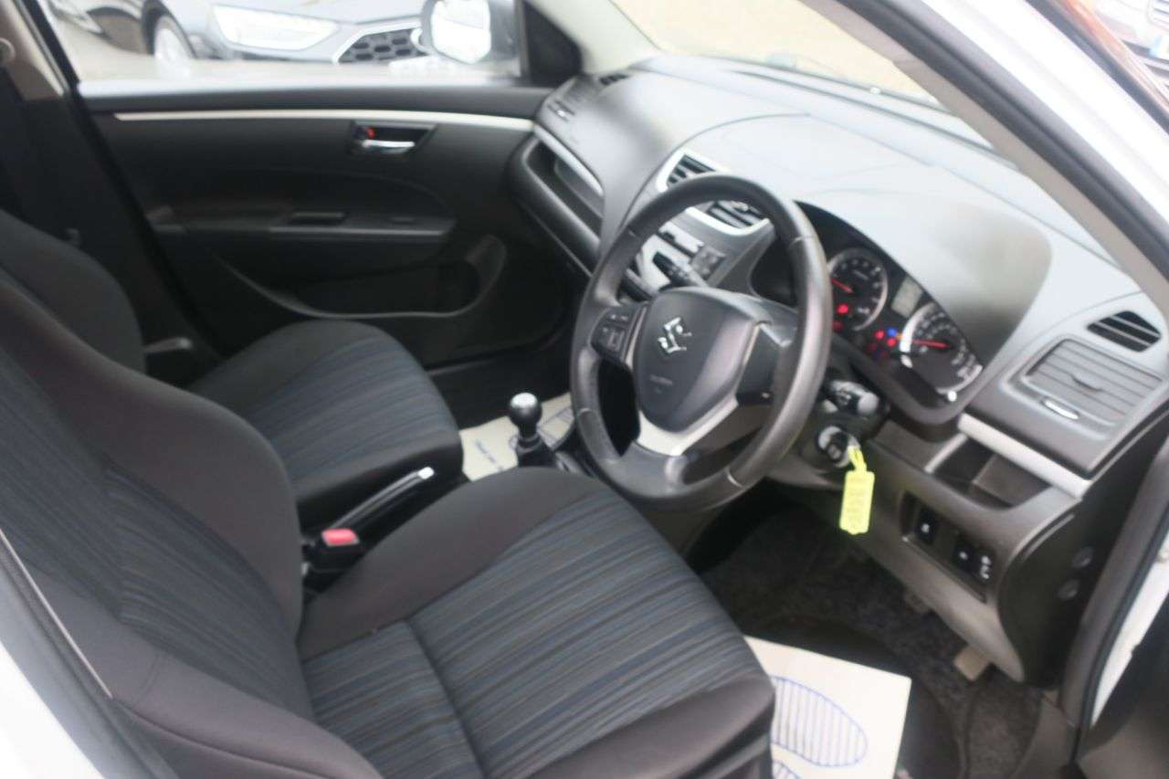 2014 SUZUKI SWIFT 2014 SUZUKI SWIFT