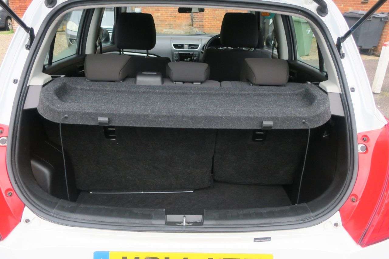 2014 SUZUKI SWIFT 2014 SUZUKI SWIFT