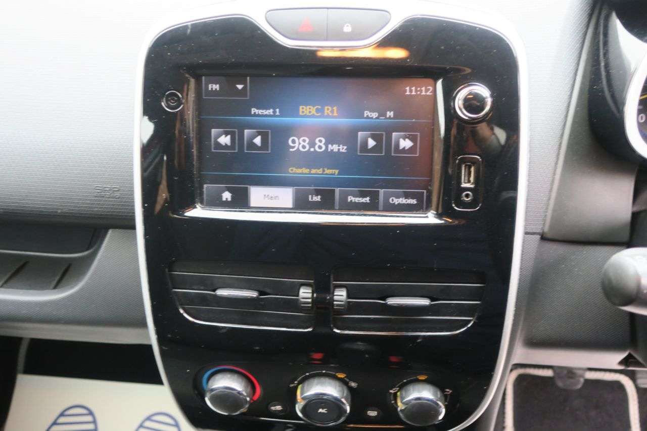 2013 RENAULT CLIO 2013 RENAULT CLIO