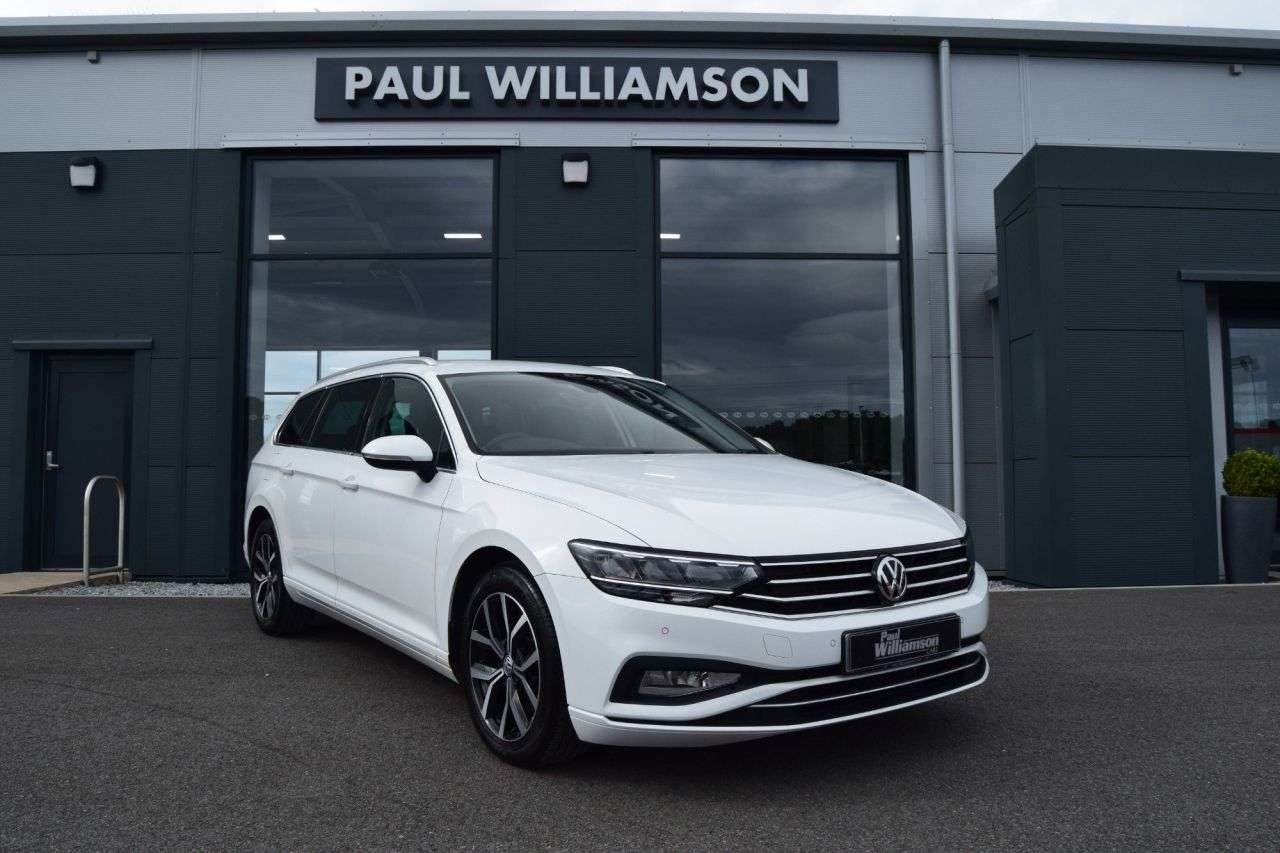 A 2019 VOLKSWAGEN PASSAT 1.6 TDI SEL Estate 5dr Diesel DSG Euro 6 (s/s) (120 ps) A 2019 VOLKSWAGEN PASSAT 1.6 TDI SEL Estate 5dr Diesel DSG Euro 6 (s/s) (120 ps)