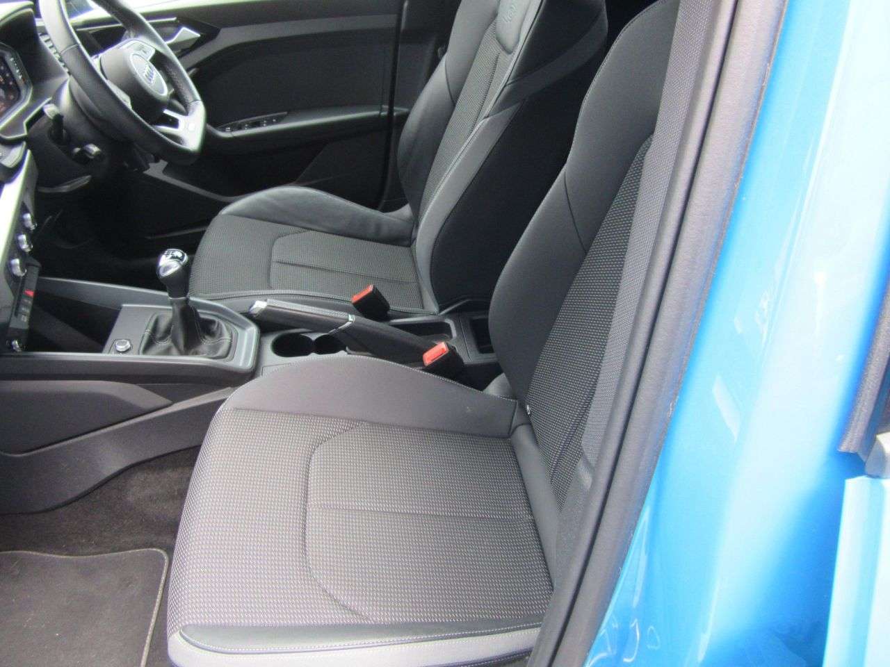 2021 AUDI A1 2021 AUDI A1