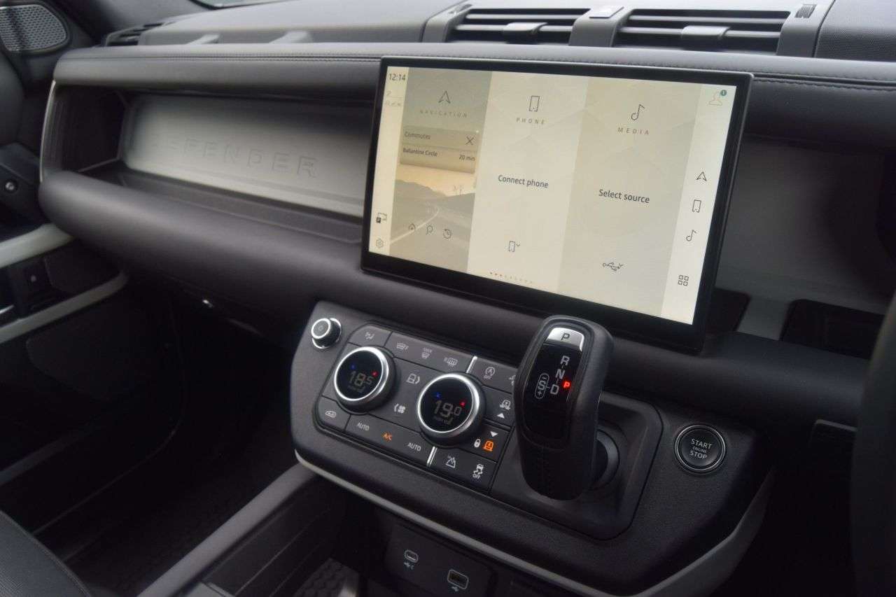 2016 LAND ROVER DEFENDER 2016 LAND ROVER DEFENDER