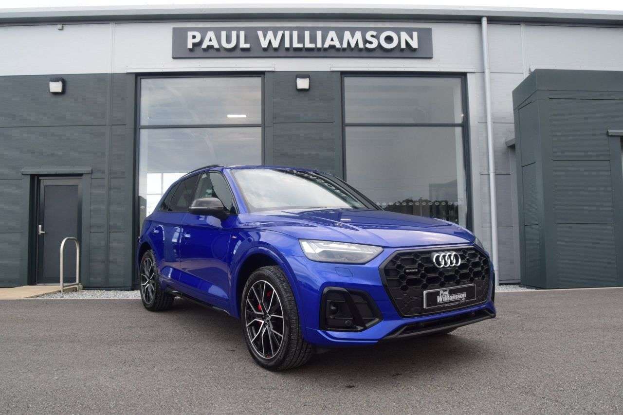 A 2022 AUDI Q5 2.0 TFSI 45 Edition 1 SUV 5dr Petrol S Tronic quattro Euro 6 (s/s) (265 ps) A 2022 AUDI Q5 2.0 TFSI 45 Edition 1 SUV 5dr Petrol S Tronic quattro Euro 6 (s/s) (265 ps)