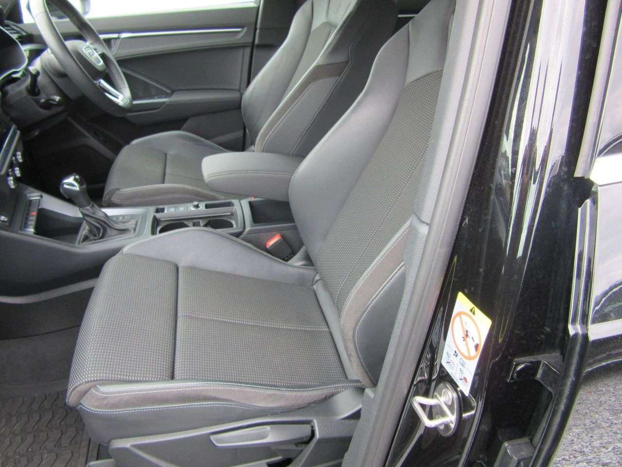 2019 AUDI Q3 2019 AUDI Q3