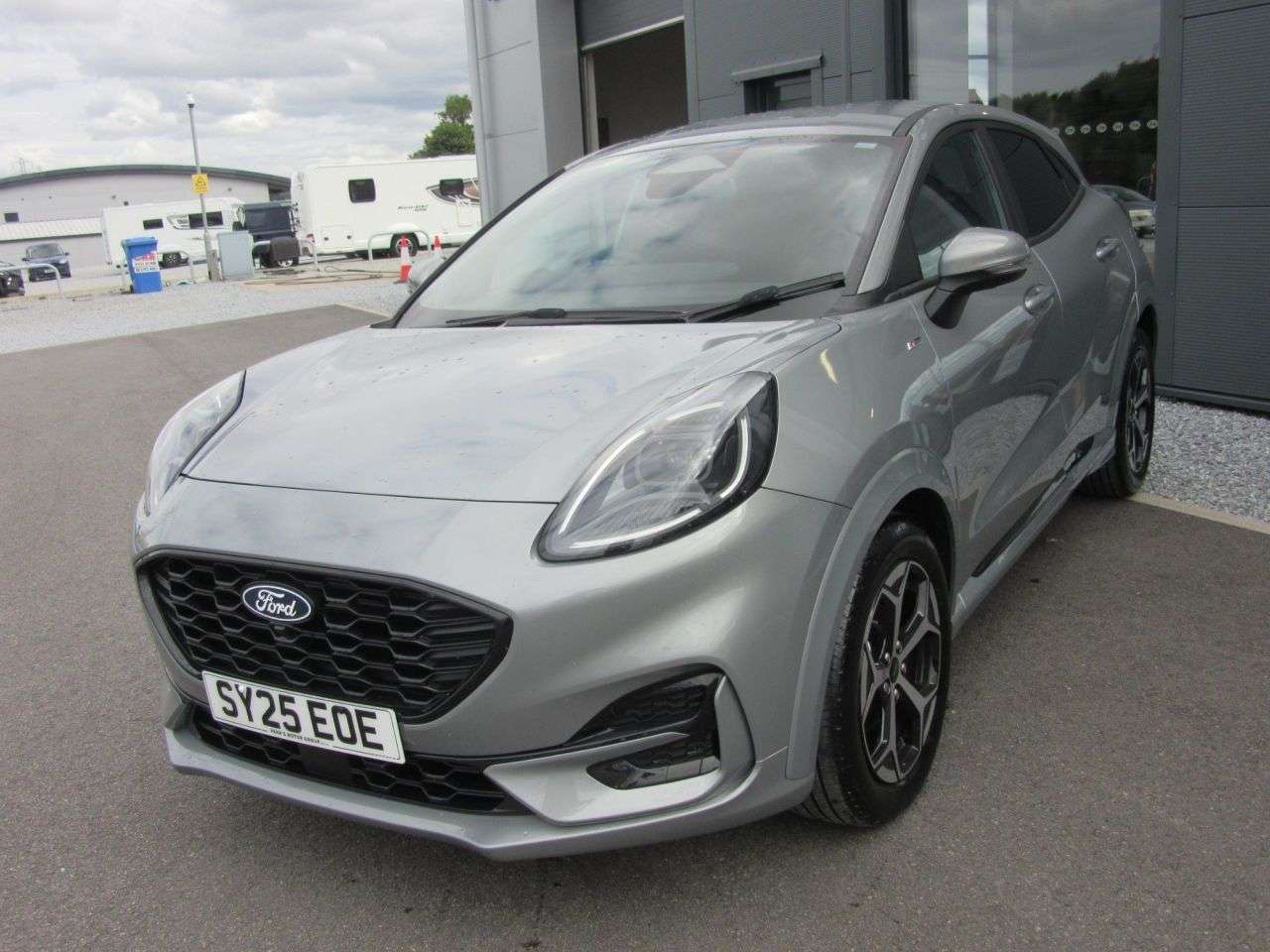 A 2025 FORD PUMA 1.0T EcoBoost MHEV ST-Line SUV 5dr Petrol Hybrid Manual Euro 6 (s/s) (125 p A 2025 FORD PUMA 1.0T EcoBoost MHEV ST-Line SUV 5dr Petrol Hybrid Manual Euro 6 (s/s) (125 p