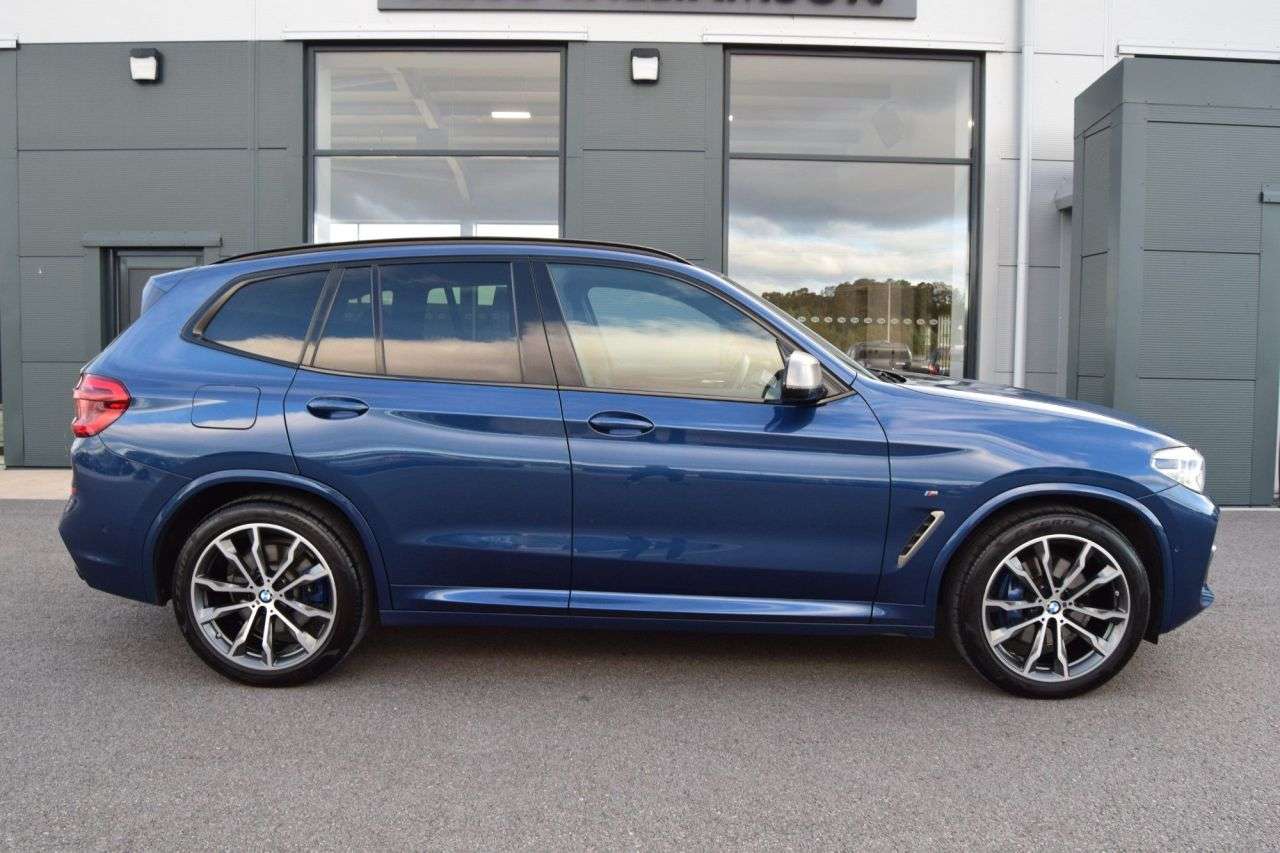 null BMW X3 null BMW X3