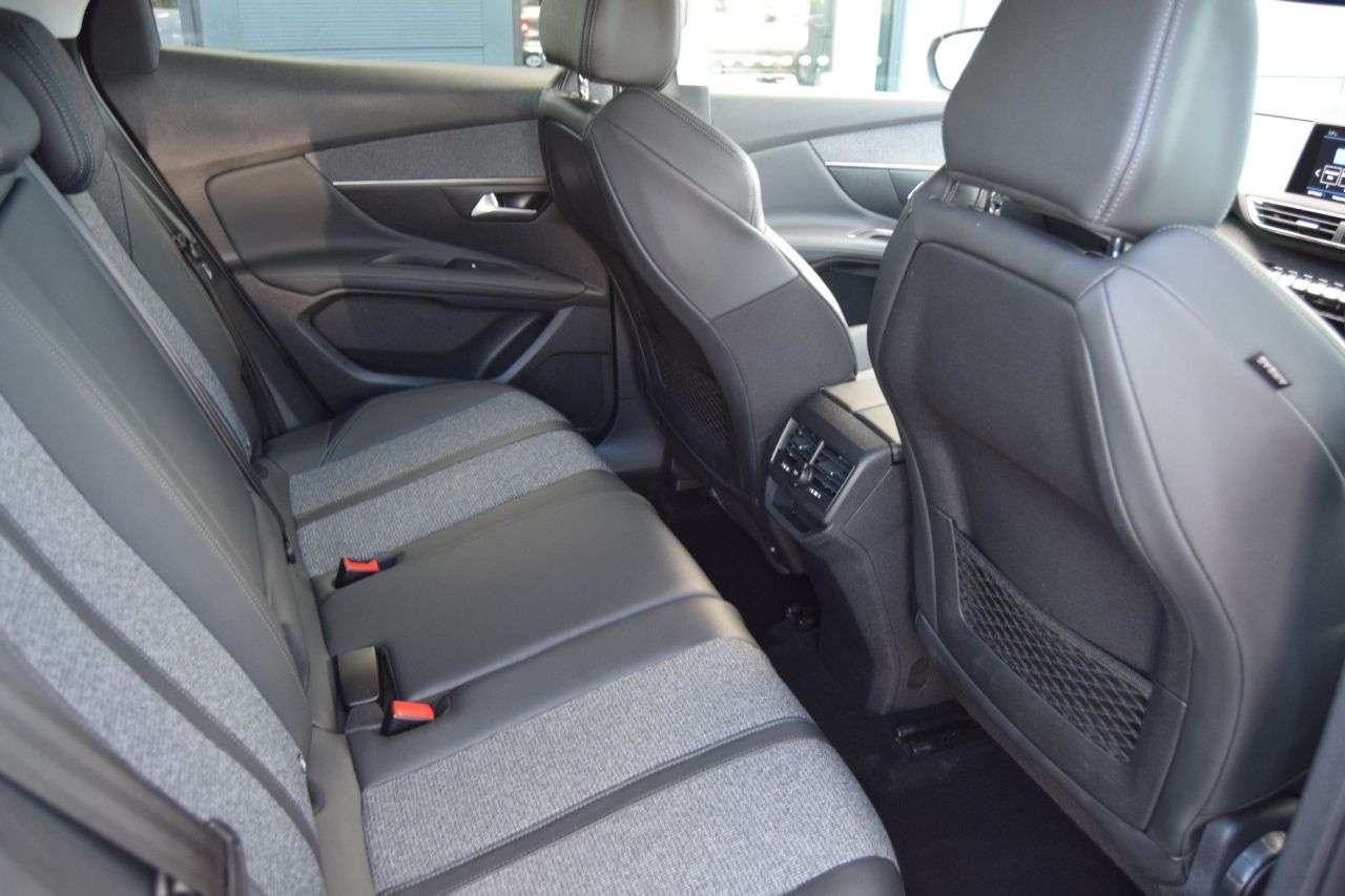 2019 PEUGEOT 3008 2019 PEUGEOT 3008