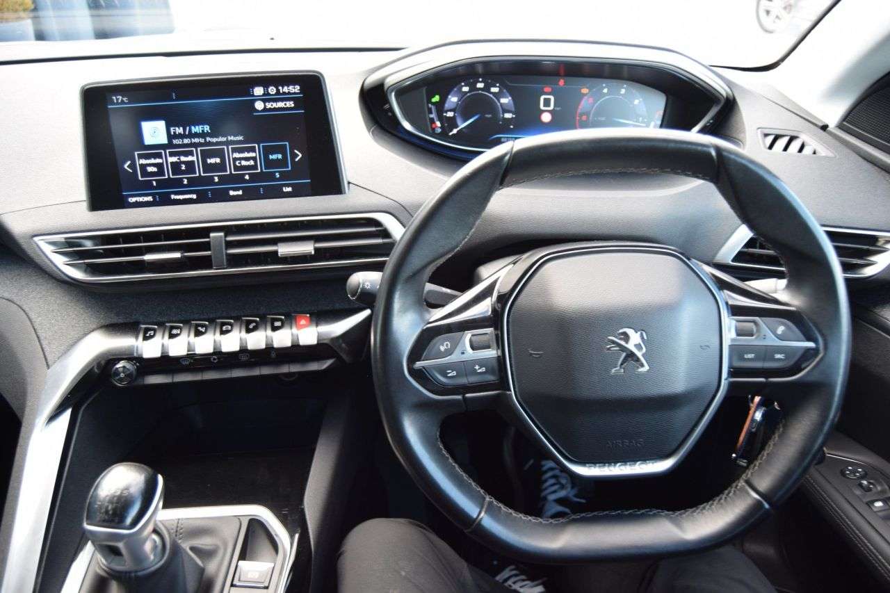 2019 PEUGEOT 3008 2019 PEUGEOT 3008