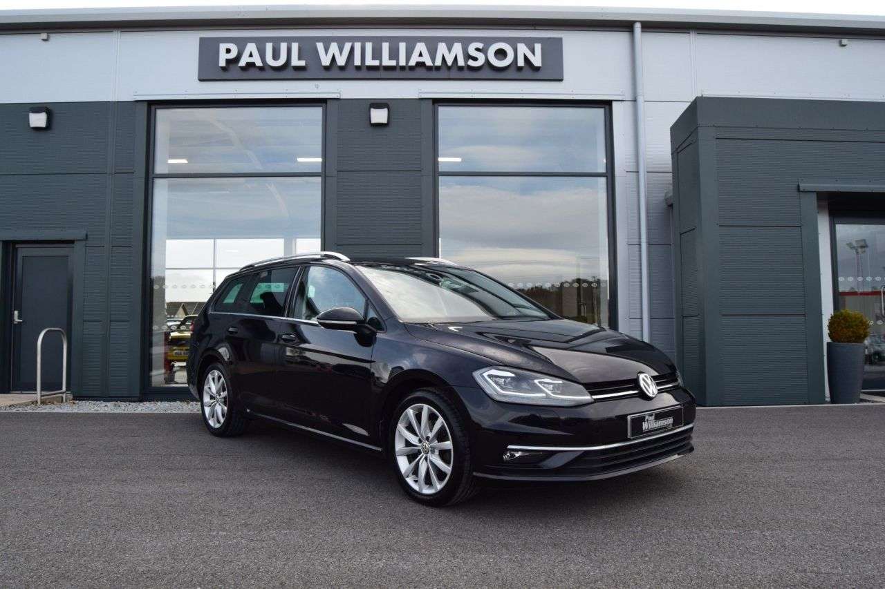 A 2020 VOLKSWAGEN GOLF 2.0 TDI GT Edition Estate 5dr Diesel DSG Euro 6 (s/s) (150 ps) A 2020 VOLKSWAGEN GOLF 2.0 TDI GT Edition Estate 5dr Diesel DSG Euro 6 (s/s) (150 ps)