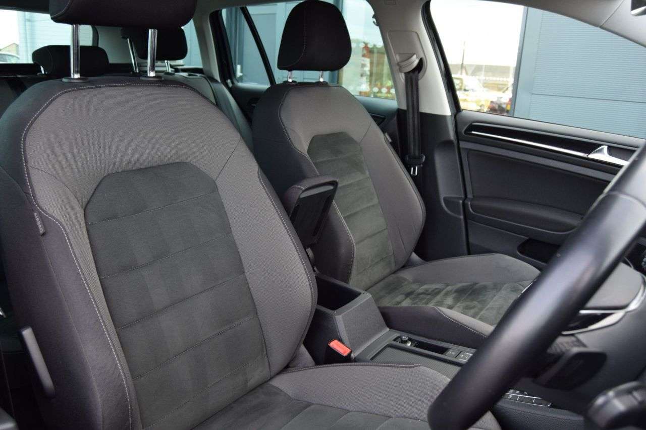 2020 VOLKSWAGEN GOLF 2020 VOLKSWAGEN GOLF