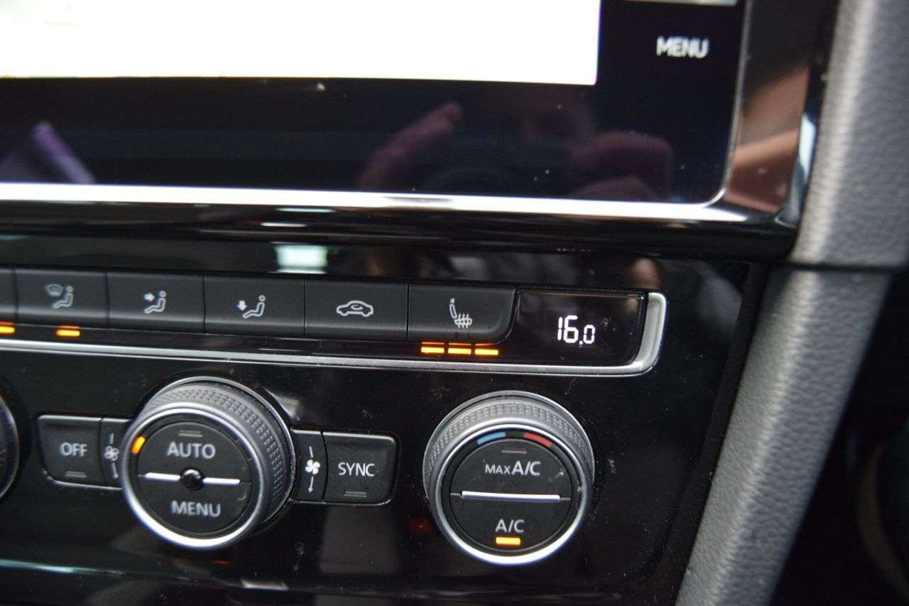 2020 VOLKSWAGEN GOLF 2020 VOLKSWAGEN GOLF