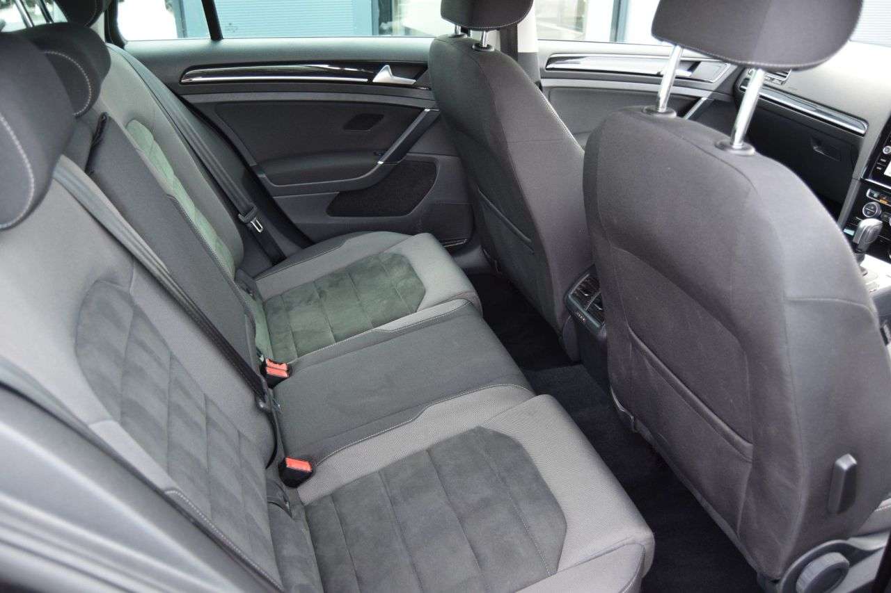 2020 VOLKSWAGEN GOLF 2020 VOLKSWAGEN GOLF