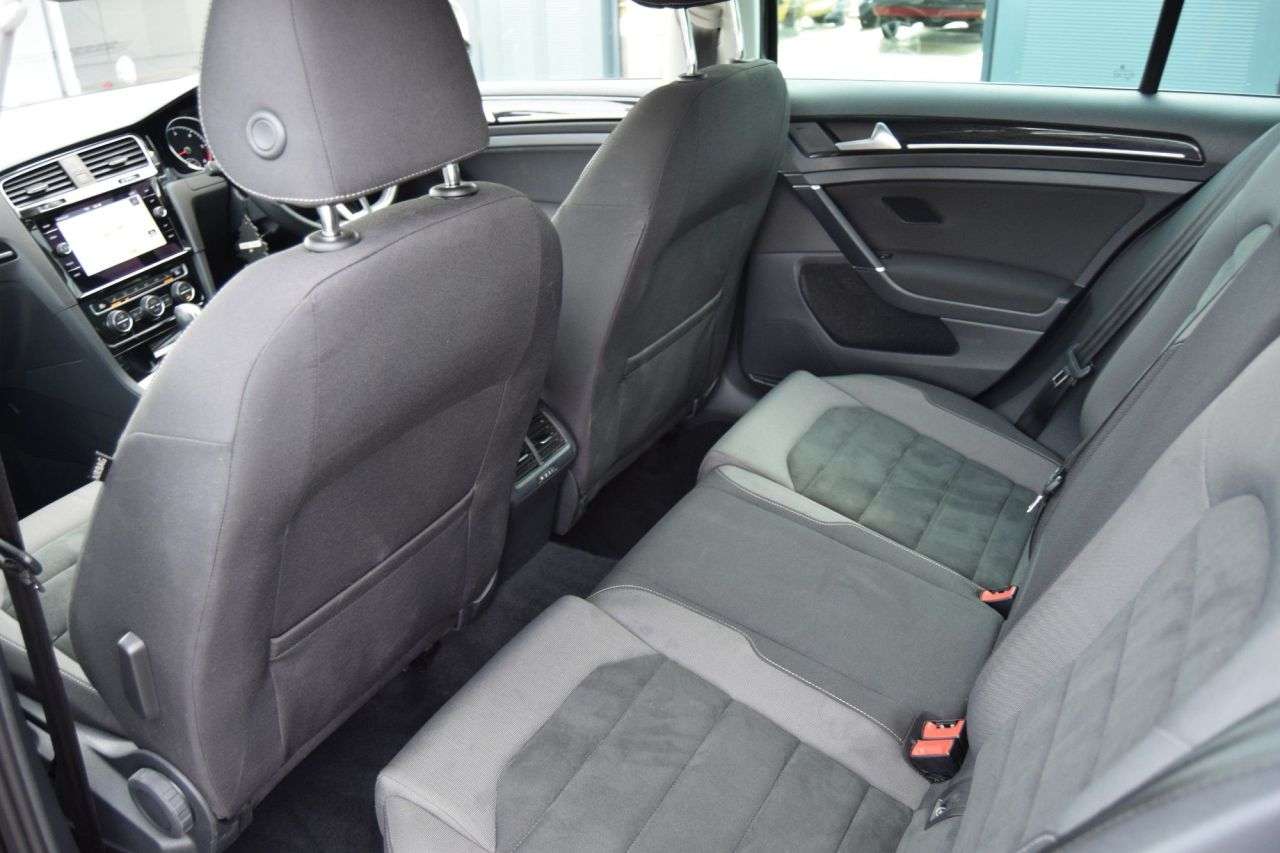 2020 VOLKSWAGEN GOLF 2020 VOLKSWAGEN GOLF