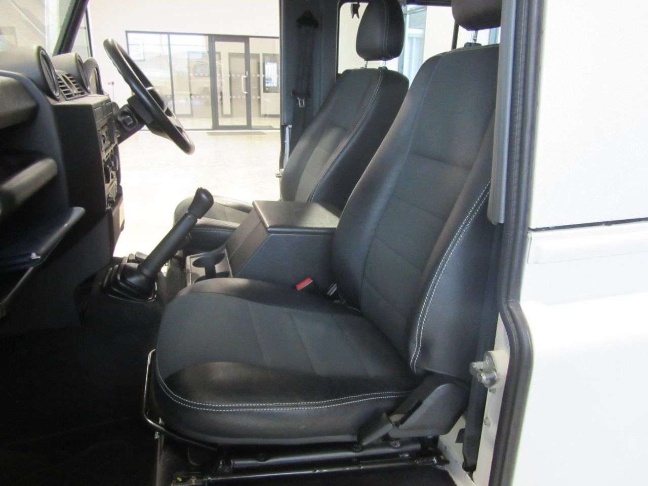 2012 LAND ROVER DEFENDER 2012 LAND ROVER DEFENDER