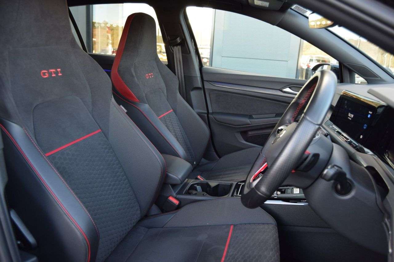 2023 VOLKSWAGEN GOLF 2023 VOLKSWAGEN GOLF