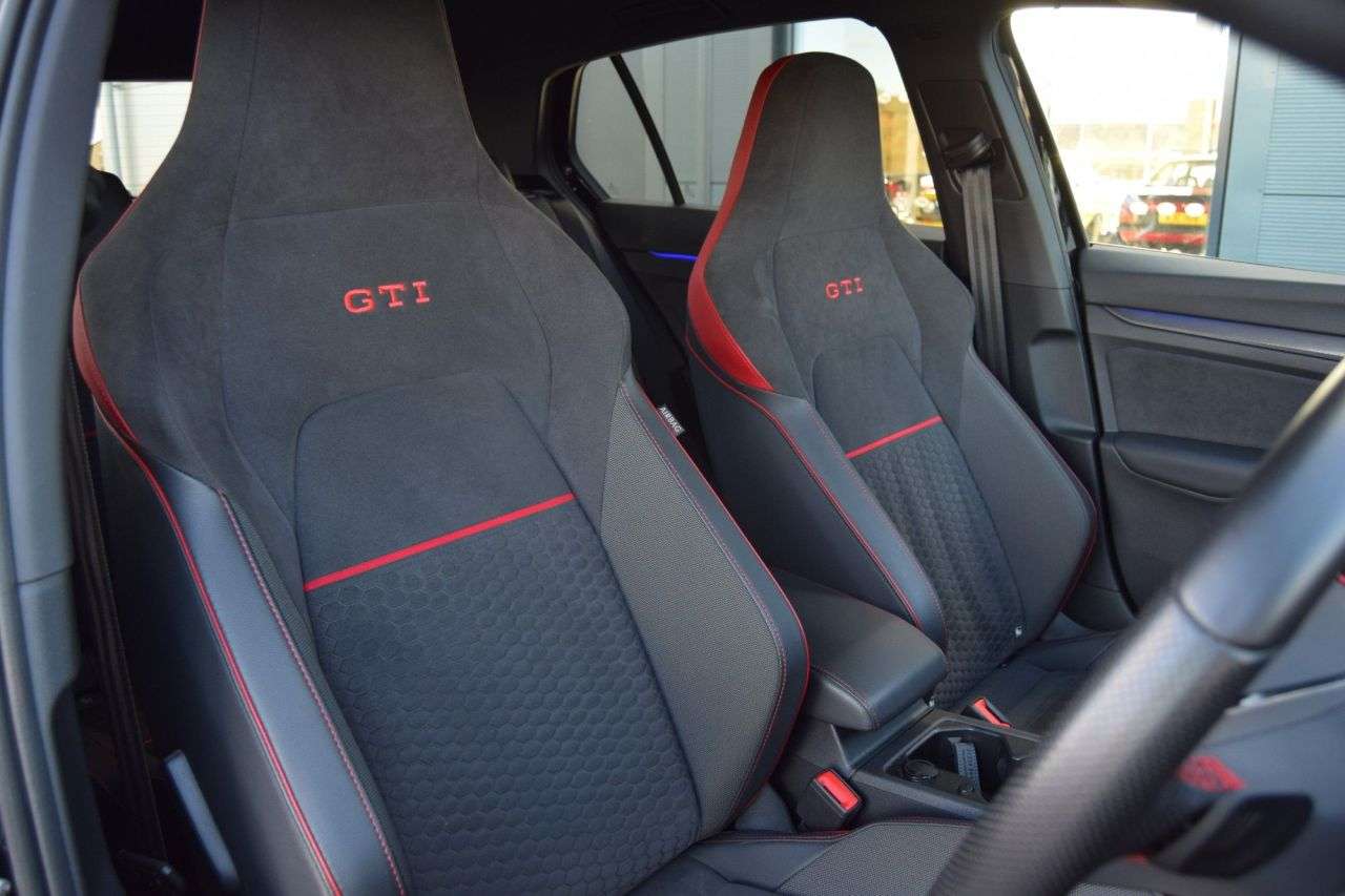 2023 VOLKSWAGEN GOLF 2023 VOLKSWAGEN GOLF