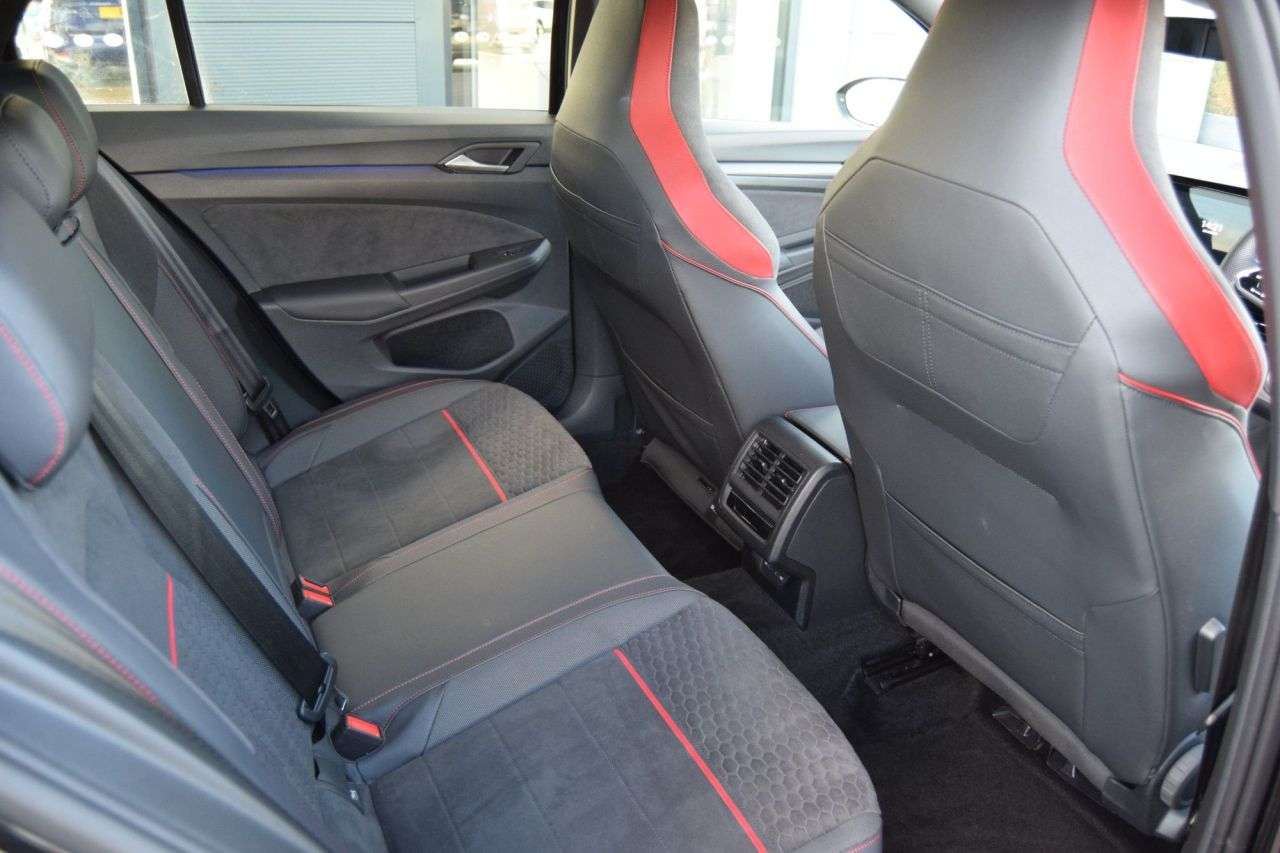 2023 VOLKSWAGEN GOLF 2023 VOLKSWAGEN GOLF