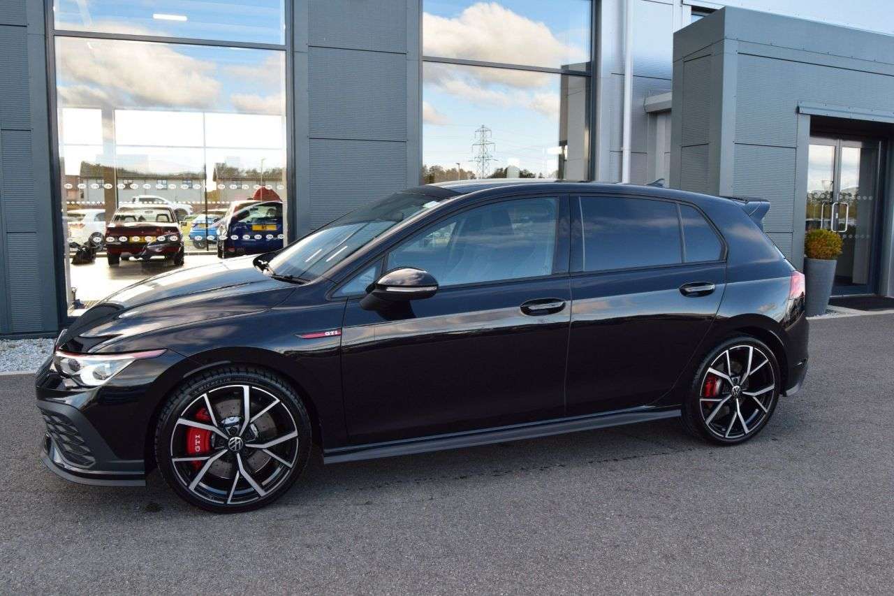 2023 VOLKSWAGEN GOLF 2023 VOLKSWAGEN GOLF