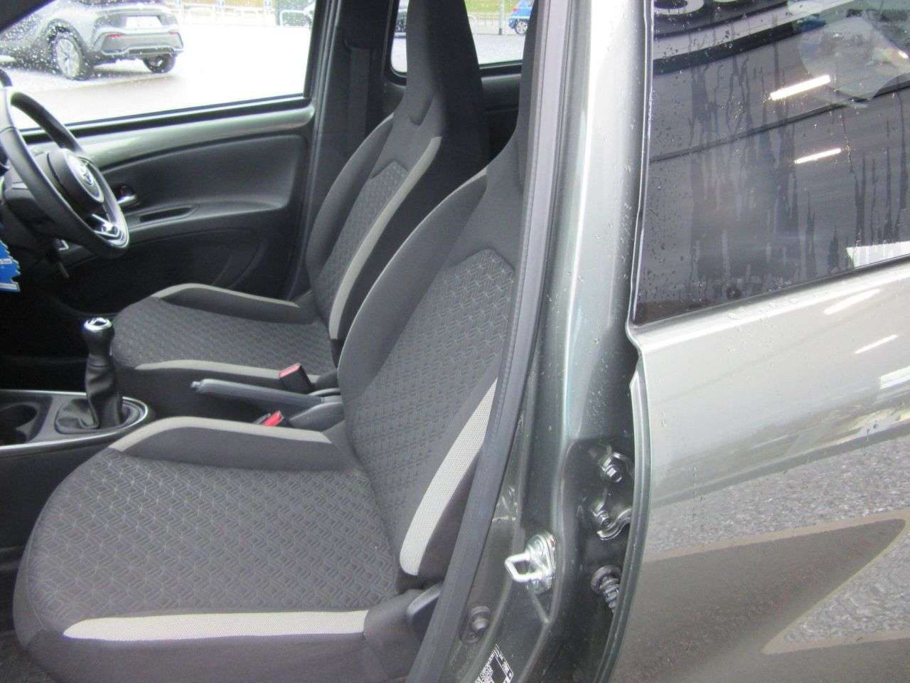 2023 TOYOTA AYGO X 2023 TOYOTA AYGO X